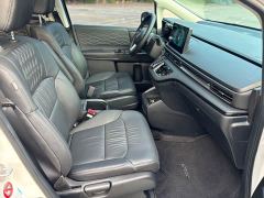 Honda Odyssey 2.0L e:HEV Luxury - ფოტო 9