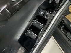 Toyota Highlander 2.5L Intelligent Hybrid AWD Premium 7-Seater - ფოტო 9