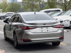 Lexus ES 200 Luxury - ფოტო 12