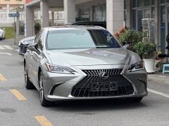 Lexus ES 200 Luxury - ფოტო 4