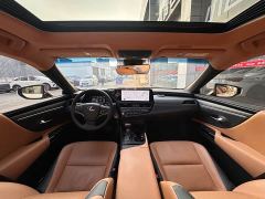Lexus ES 200 Excellence Edition - photo 9