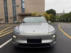 Tesla Model Y L Long Range All-Wheel Drive - ფოტო 2