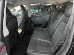 Tesla Model Y Rear-Wheel Drive - ფოტო 7