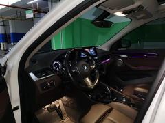 BMW X1 sDrive20Li Premium - ფოტო 11