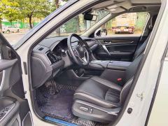 Honda CR-V 370TURBO Two-Wheel Drive Luxury - photo 4