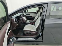FAW Hongqi EH7 690 Pro Glory Edition - photo 11