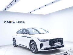 Lincoln Z 2.0T Premier - фото 6