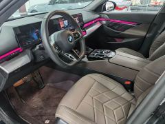 BMW 5 Series 530Li Premier M Sport Package - photo 3