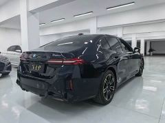 BMW 5 Series 530Li Premier M Sport Package - photo 6