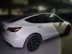 Tesla Model Y Long Range All-Wheel Drive - фото 4