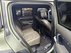 Land Rover Defender 110 P400 Dark Edition - фото 8