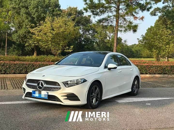 Mercedes-Benz A-Class Facelift A 180 L Sport Sedan