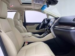 Toyota Alphard Hybrid 2.5L Luxury Edition - ფოტო 6