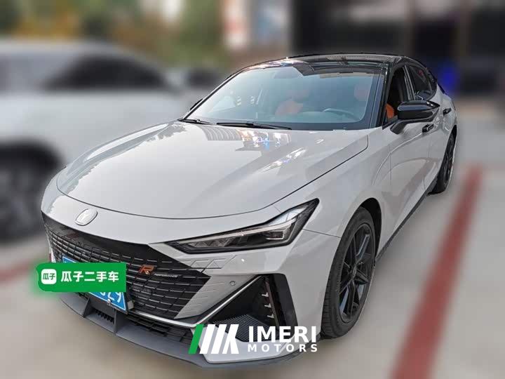 Changan UNI-V 1.5T Deluxe - car from China