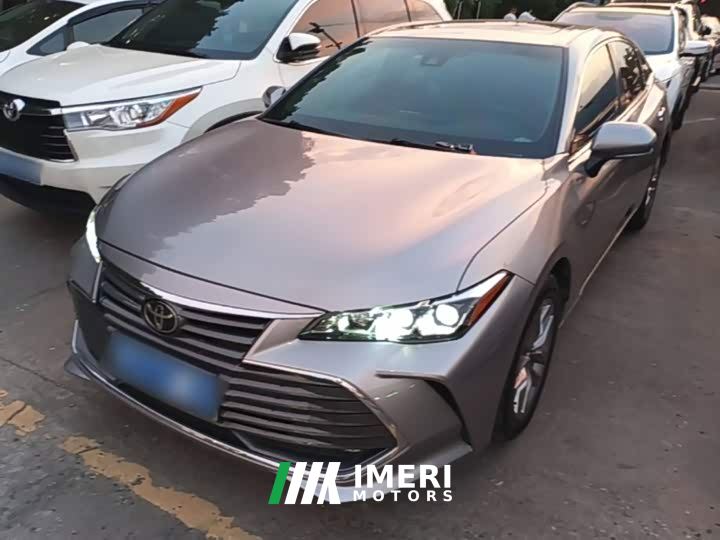 Toyota Avalon 2.0L Luxury China VI - ავტომობილი ჩინეთიდან