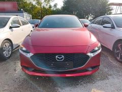 Mazda3 Axela 1.5L Automatic Comfort Sunroof Edition - фото 2