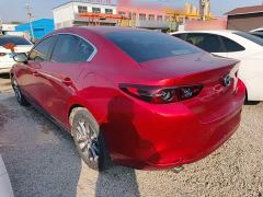 Mazda3 Axela 1.5L Automatic Comfort Sunroof Edition - фото 4