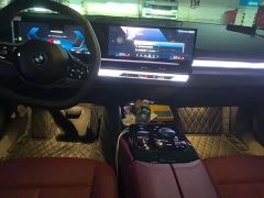 BMW i5 eDrive 35L Luxury Edition Premium Package - фото 5