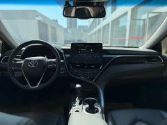 Toyota Camry 2.5G Luxury - ფოტო 8