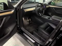Tesla Model Y Long Range All-Wheel Drive - photo 18