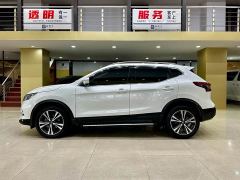 Nissan Qashqai 2.0L CVT Luxury - фото 2