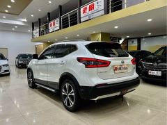Nissan Qashqai 2.0L CVT Luxury - фото 7