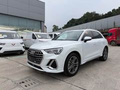 Audi Q3 40 TFSI Sporty Fashion Edition - фото 1