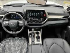 Toyota Highlander Dual-Engine 2.5L 4WD Supreme Edition 7-seater - photo 17