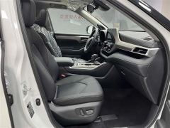 Toyota Highlander Dual-Engine 2.5L 4WD Supreme Edition 7-seater - photo 18