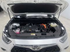 Toyota Highlander Dual-Engine 2.5L 4WD Supreme Edition 7-seater - photo 5