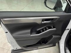 Toyota Highlander Dual-Engine 2.5L 4WD Supreme Edition 7-seater - photo 9