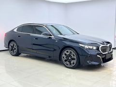 BMW 5 Series 530Li Luxury M Sport Package - фото 3