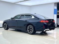 BMW 5 Series 530Li Luxury M Sport Package - фото 4