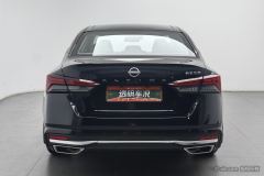 Nissan Teana 2.0L XL-Upr Premium Edition - photo 4