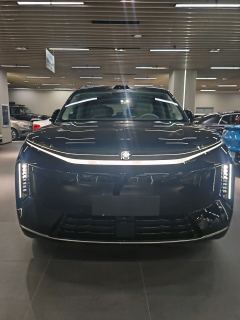 BYD Tang EV 830km Edition 7 - ფოტო 11