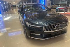 Volvo XC60 B5 AWD Smart Remote Luxury Edition - photo 2