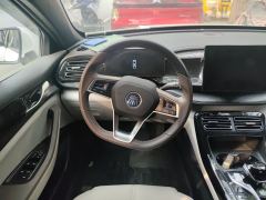 BYD Qin PLUS DM-i Champion Edition 1.5L 55km Leading Edition - фото 11