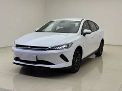 BYD Qin PLUS EV Smart Driving Edition 510km Leading Edition - фото 1