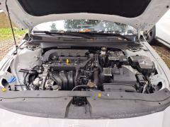 Hyundai Elantra 1.5L CVT Prestige Edition - photo 16