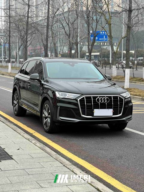 2023 Audi Q7 45 TFSI quattro S line Sport