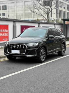 Audi Q7 45 TFSI quattro S line Sport - ფოტო 3