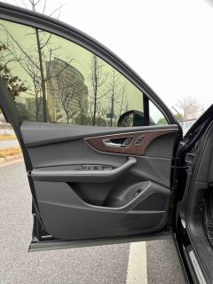 Audi Q7 45 TFSI quattro S line Sport - ფოტო 8