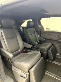 Toyota Sienna Dual-Engine 2.5L 4WD Prestige Edition - фото 6