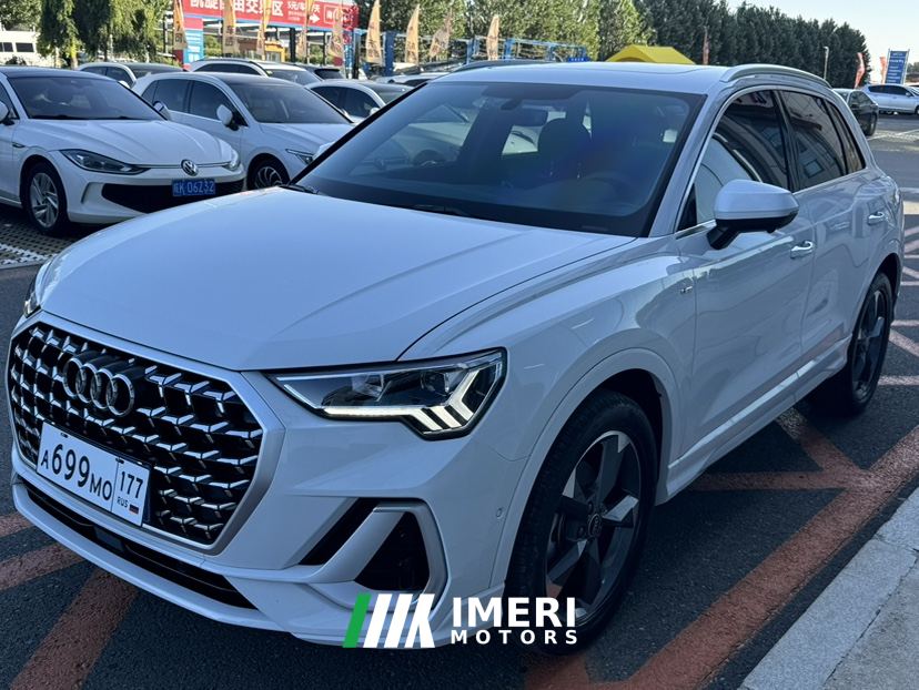 Audi Q3 35 TFSI Fashion Dynamic - автомобиль из Китая