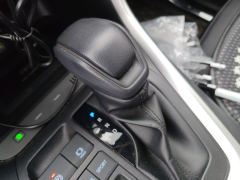 Toyota RAV4 2.5L 2WD Edition - фото 10
