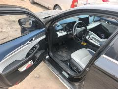 Geely Xingui Xingrui 2.0T Prestigious Edition - ფოტო 17