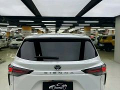 Toyota Sienna Dual-Engine 2.5L RWD Comfort Edition - photo 4