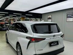Toyota Sienna Dual-Engine 2.5L RWD Comfort Edition - photo 6