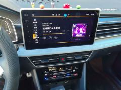 Volkswagen Tiguan L Distinguished Edition 330TSI 2WD R-Line Longyao Edition 5-seater - фото 9