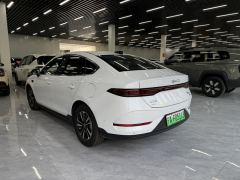 BYD Qin PLUS DM-i Smart Driving Edition 1.5L 55km Elite Edition - ფოტო 7